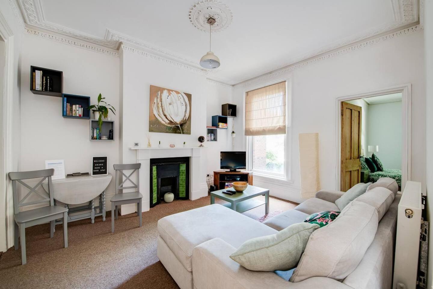 Family Friendly Flat Just Minutes From The Beach! Portsmouth Exterior foto